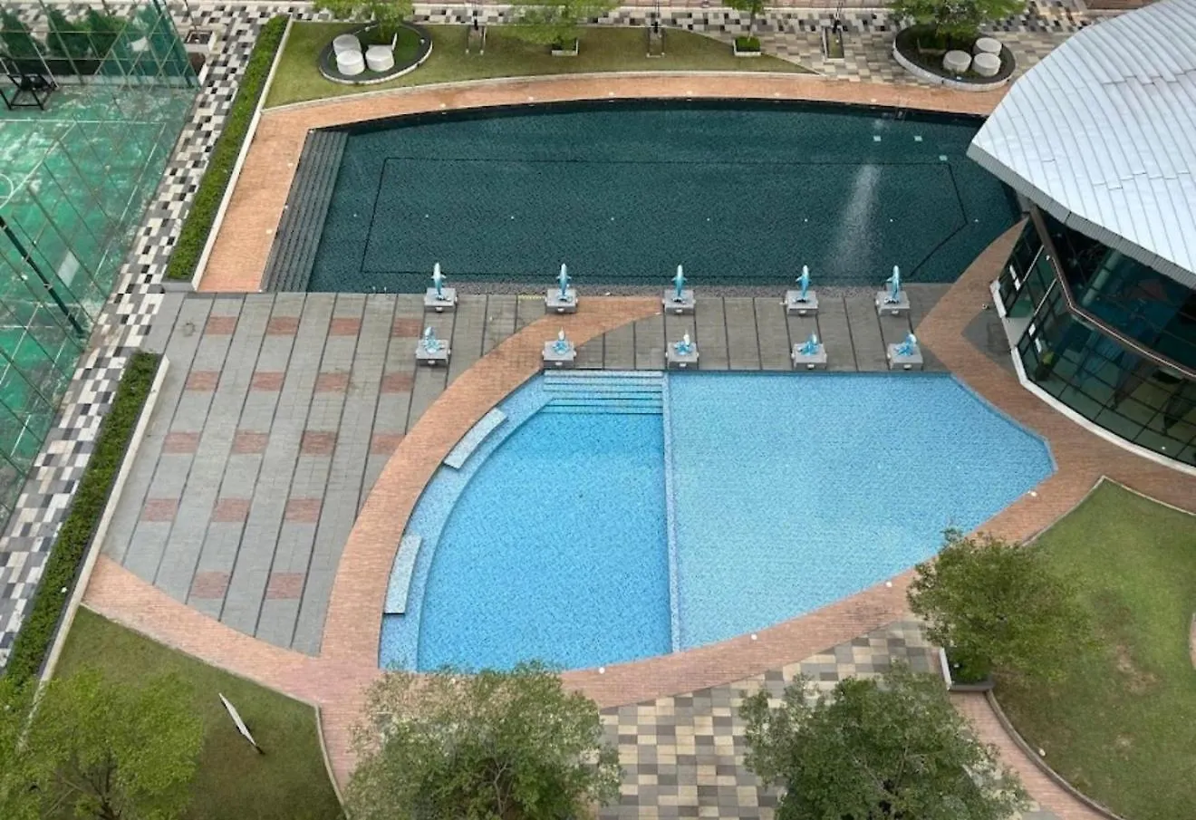 24 - Cosy Homely Suite Netflix And Wifi At Austin Jb Johor Bahru